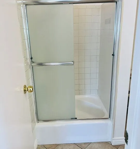 2337 W Gramercy Ave #1 — Photo 19