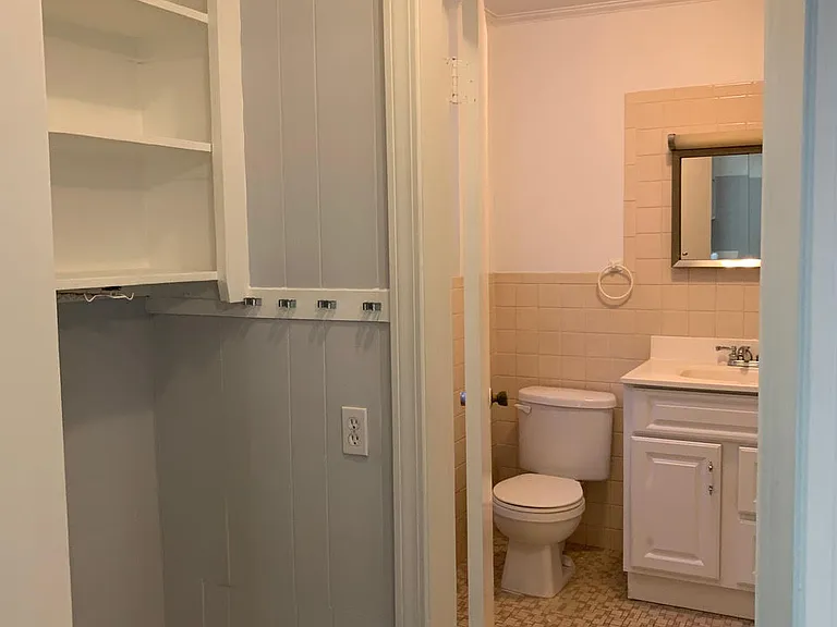547 Broadway #4 — Photo 11