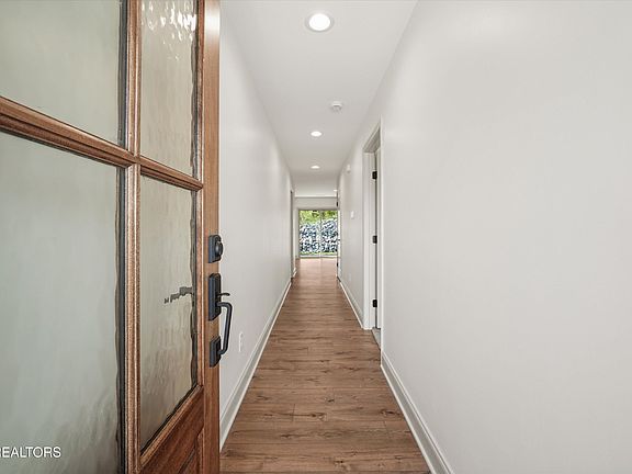 5th image of 7544 Ridge Hollow Way