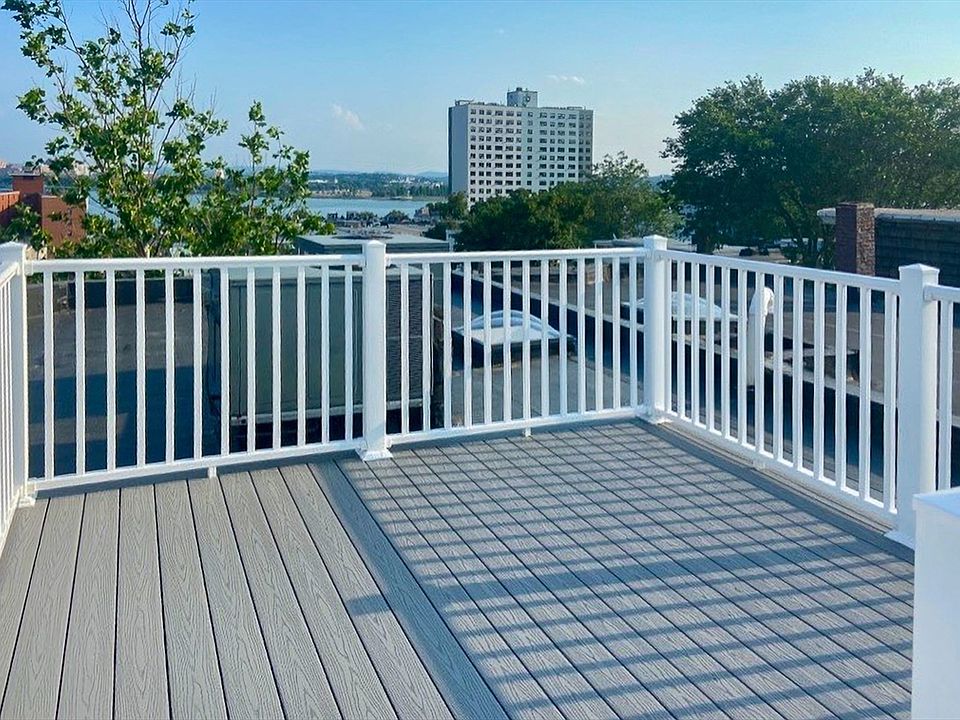 1st image of 458 E 6th St #3