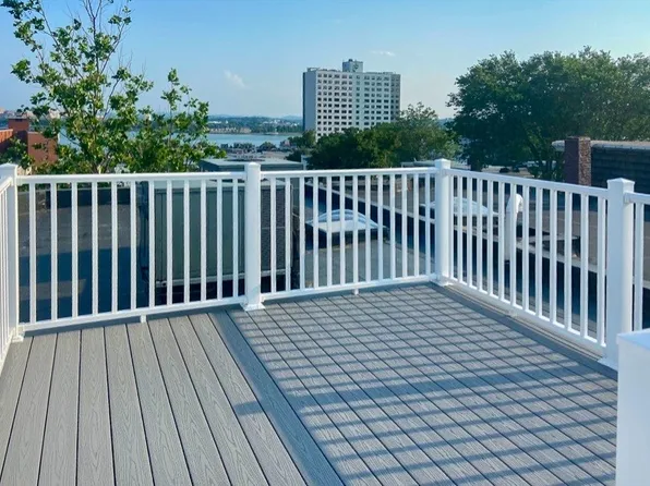 458 E 6th St #3, Boston, MA 02127