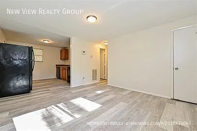 3426 Bonaire Dr #2 — Photo 7