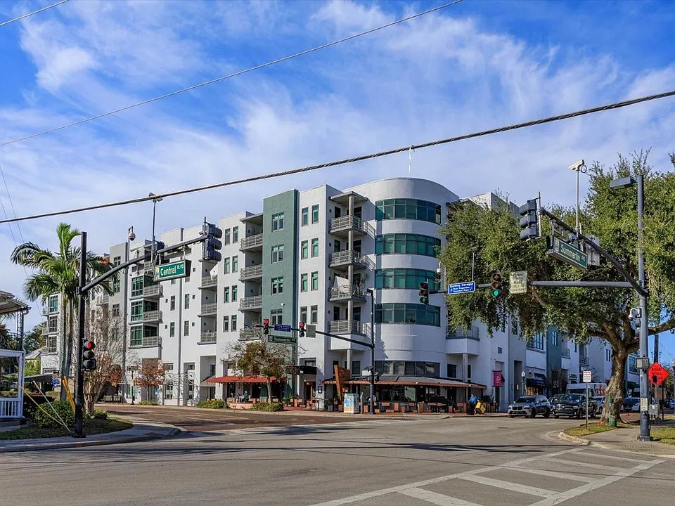 10 N Summerlin Ave #55