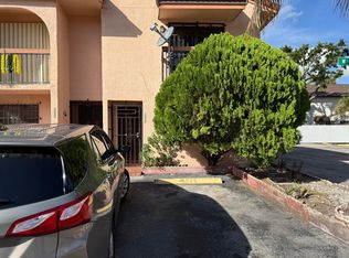 2555 W 53rd St #404, Hialeah, FL 33016