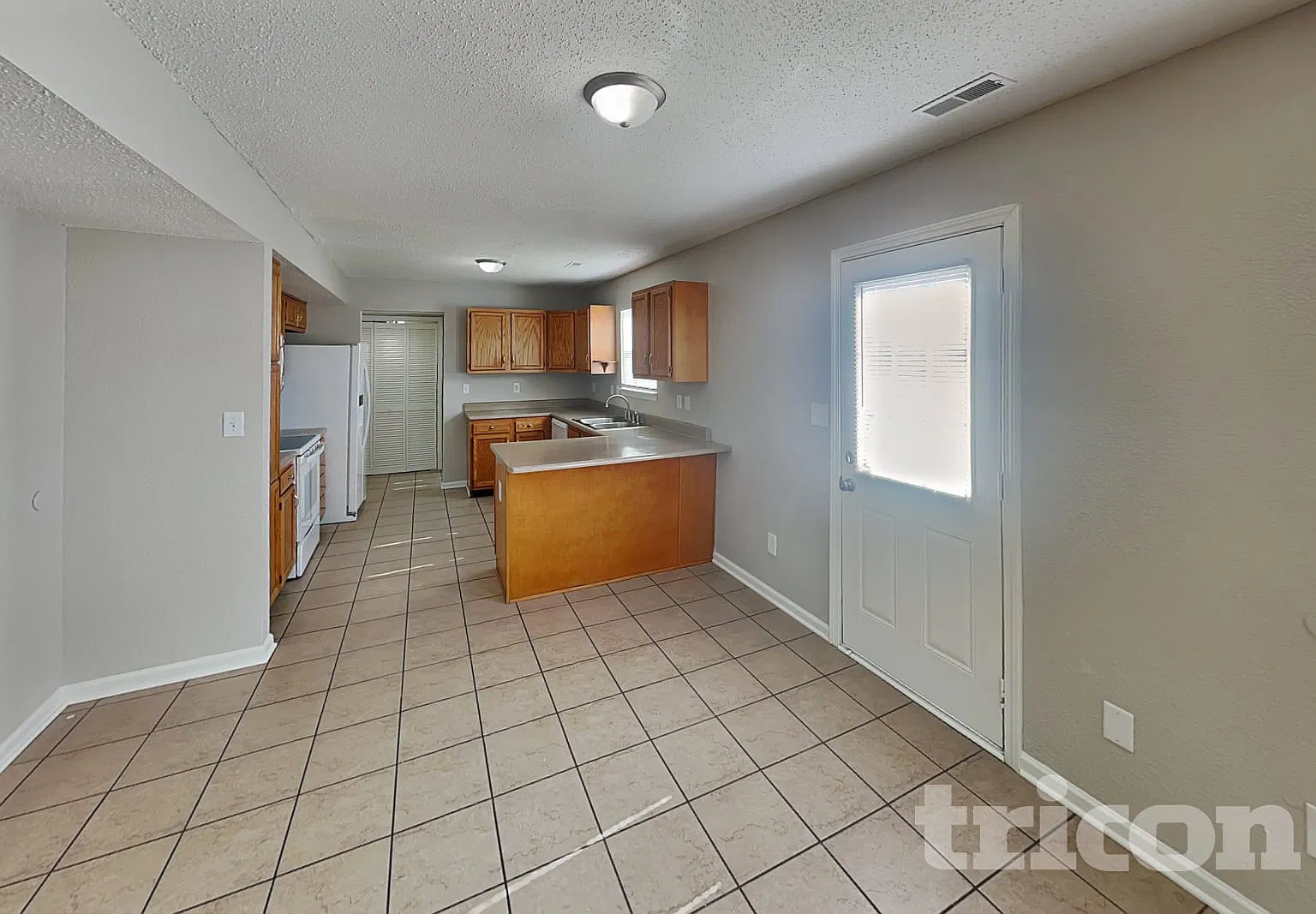 8309 Brambleberry Drive Indianapolis IN — Photo 4