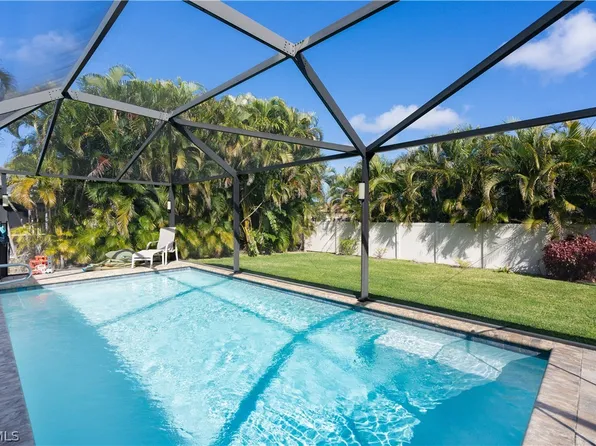 2533 SW 38th Terrace Cpe, Coral, FL 33914