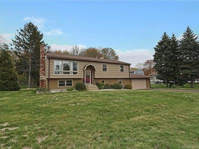 15 Benneville Road, Milford, CT, 06461