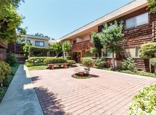 5414 Newcastle Ave APT 12, Encino, CA 91316