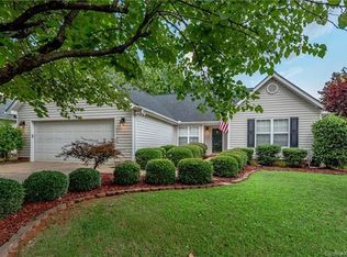 4649 Bridle Ridge Ln, Charlotte, NC 28269