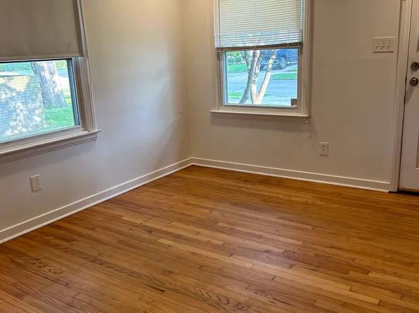 2079 Princeton Rd, Berkley, MI 48072