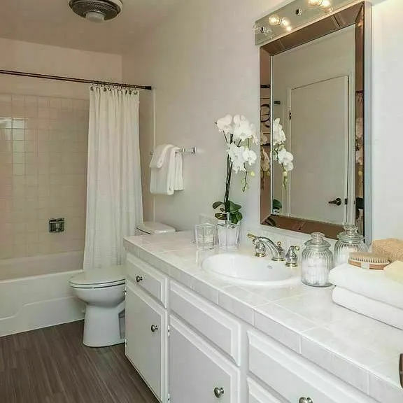101 2nd St #11 — Photo 9