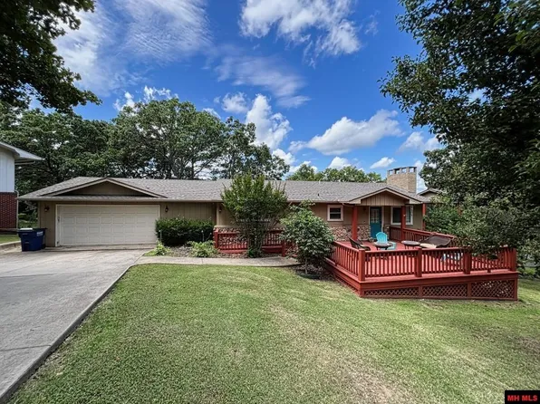 396 Lake Dr, Lakeview, AR 72642