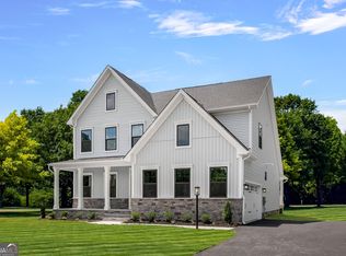 450 Flying Eagle Dr, Commerce, GA 30529