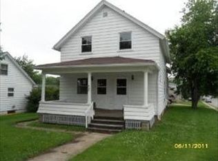 424 Forest Ave, Aurora, IL 60505