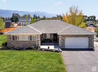 170 E 400 N, Mount Pleasant, UT 84647