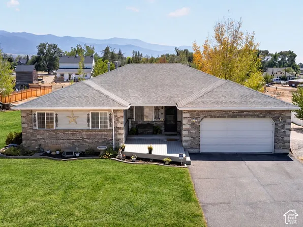 170 E 400 N, Mount Pleasant, UT 84647