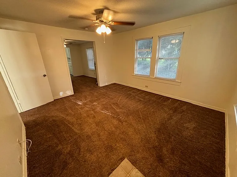 2816 Putnam St — Photo 4