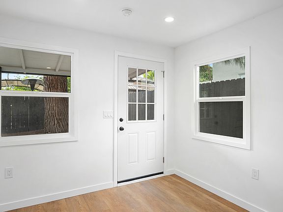2nd image of 310 W Cedar Ave