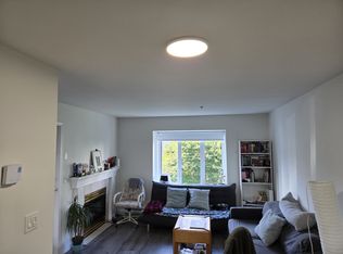 2133 Dundas St #204, Vancouver, BC V5L1J7