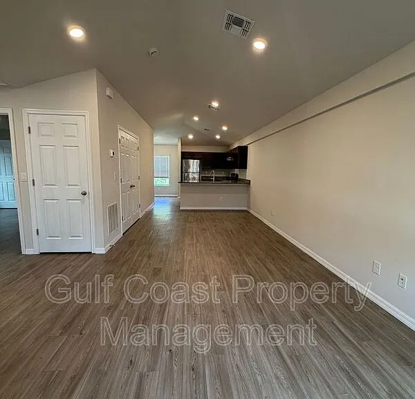 10162 Tramore Ave — Photo 4
