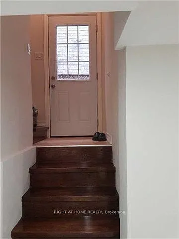 41 Cameron Ave #BASEMENT — Photo 6