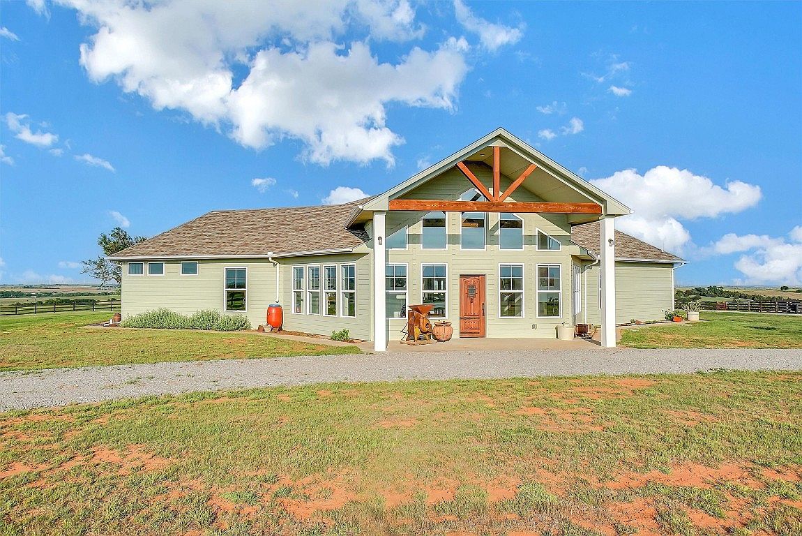 9264 N 2240th Rd, Arapaho, OK 73620 MLS 1096496 Zillow