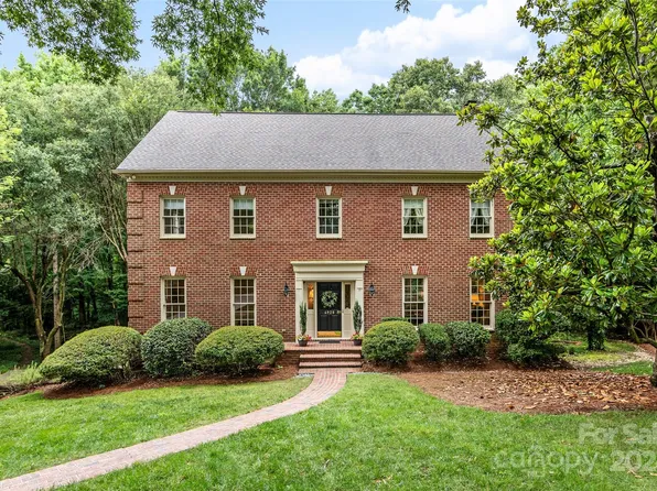 6928 Chatford Ln, Charlotte, NC 28210