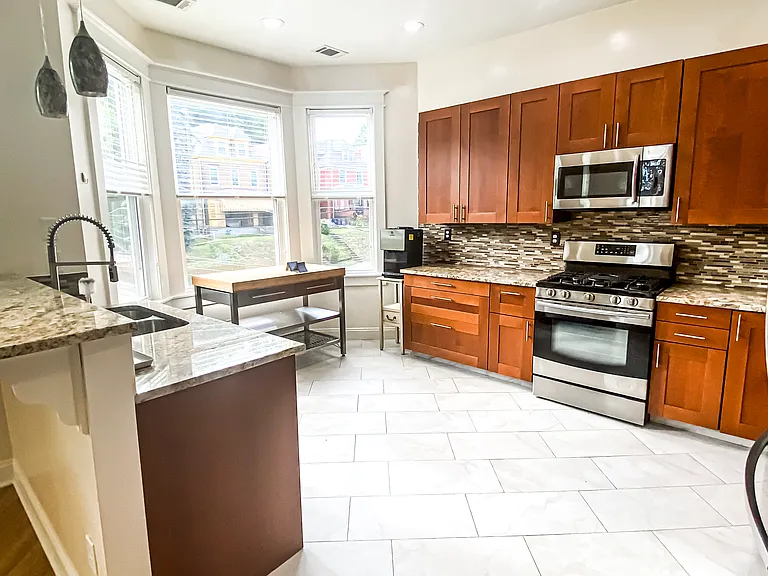 230 N Fairmount St #2 — Photo 12