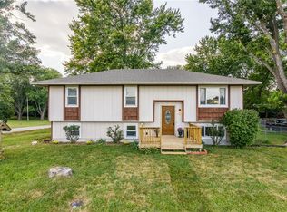 205 N Clark St, Lawson, MO 64062