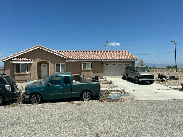 1066 Sea Wind Ave, Thermal, CA 92274