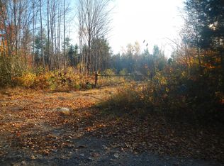 41 North Rd, Howland, ME 04448