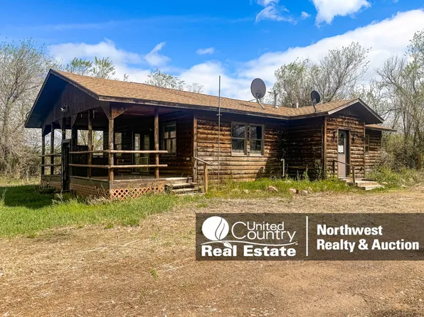 206 River Dr, Malta, MT 59538