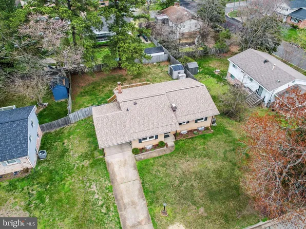 10912 Phillips Dr, Upper Marlboro, MD 20772