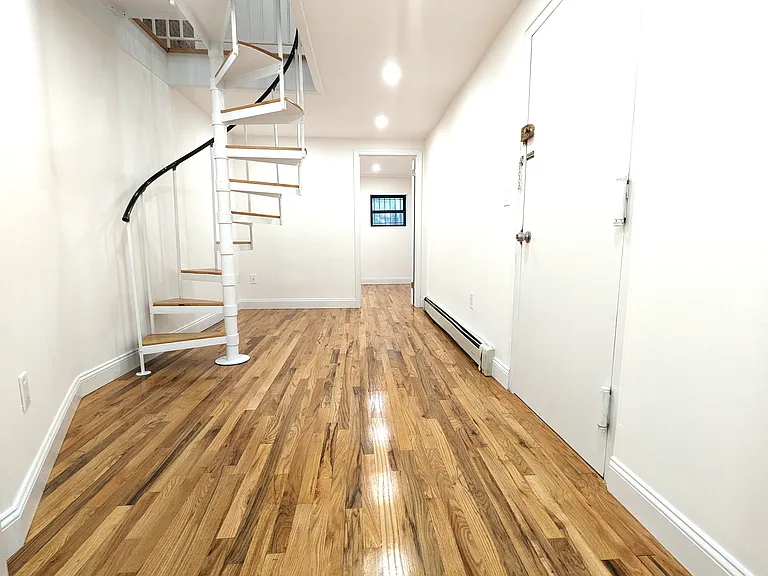 224 E 85th St #1 — Photo 12