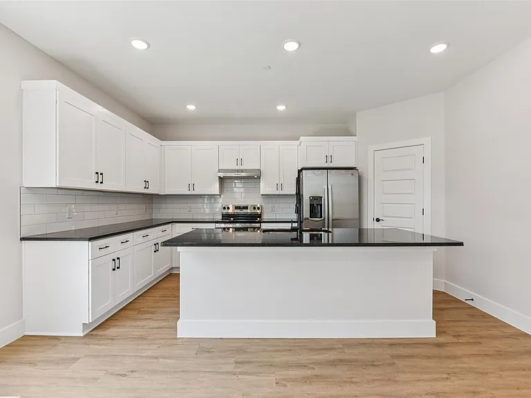 9311 Curious Squirrel St — Photo 5
