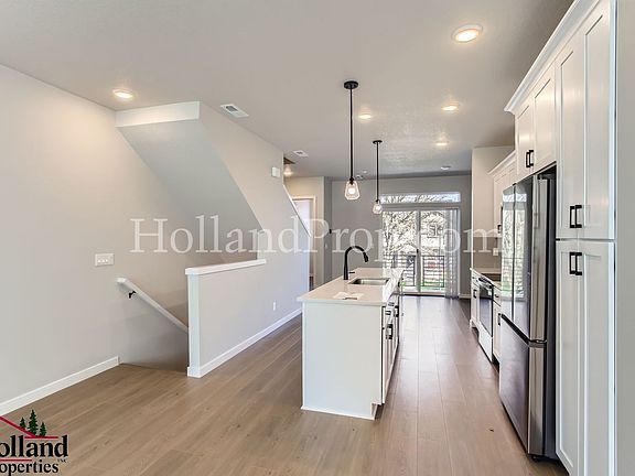 3rd image of 5116 SE Lone Oak St