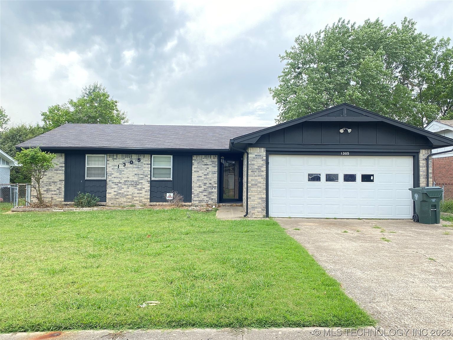 1305 S 35th St, Muskogee, OK 74401 Zillow