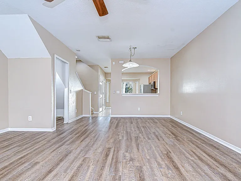 10720 Chesham Hill Ct — Photo 5