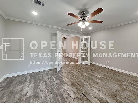 3rd image of 2603 Hidden Garden Dr