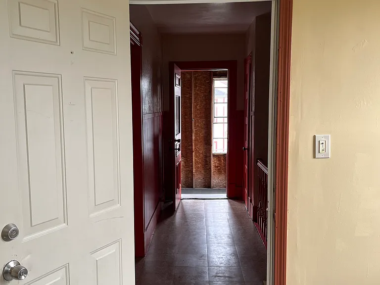 17-19 Chadwick Ave #3 — Photo 2