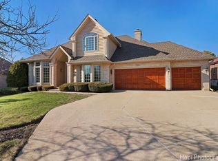 595 Edelweiss Dr, Antioch, IL 60002