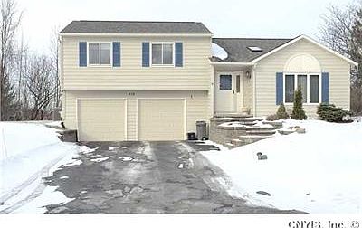 1st image of 410 Mallard Dr