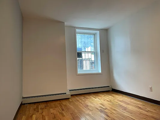 Rented by OT Real Estate | media 8