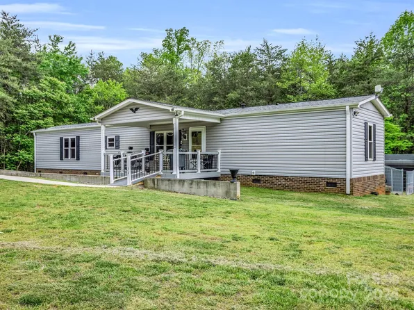 311 Happy Ln, Rutherfordton, NC 28139