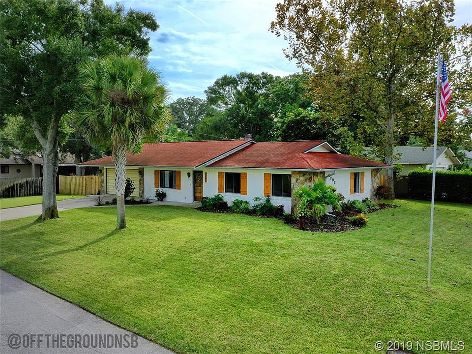 1st image of 2203 Sabal Palm Dr