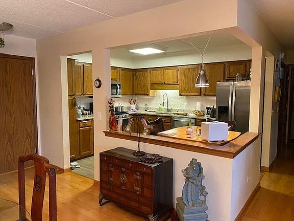 4th image of 6401 W Berteau Ave APT 405
