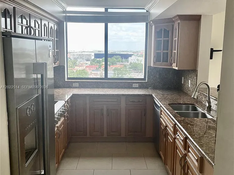 4242 NW 2nd St #1002 — Photo 3