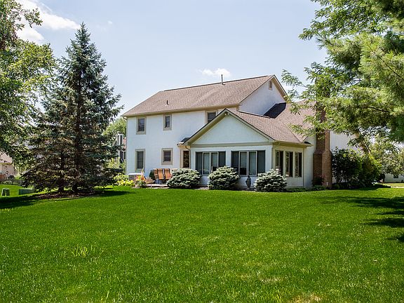 3rd image of 1072 Arcaro Ct