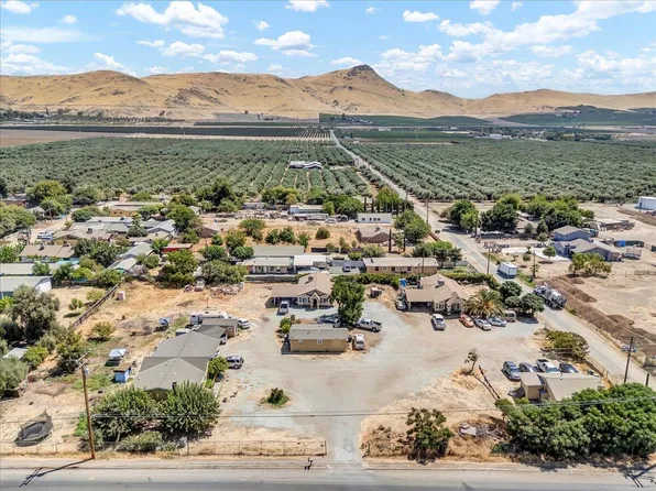 25250 Rd 216, Lindsay, CA 93247