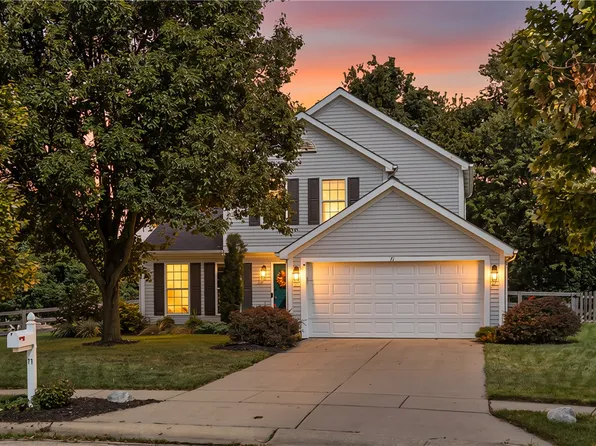 71 Lakeview Dr, Franklin, OH 45005